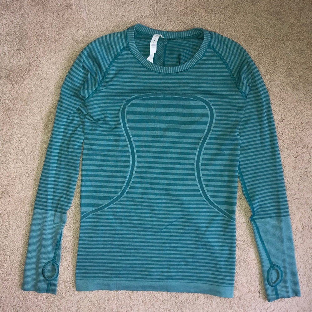 Lululemon Swiftly Tech long sleeve Crew Shirt